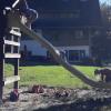 Spielplatz neben Basketballfeld Sommerecke